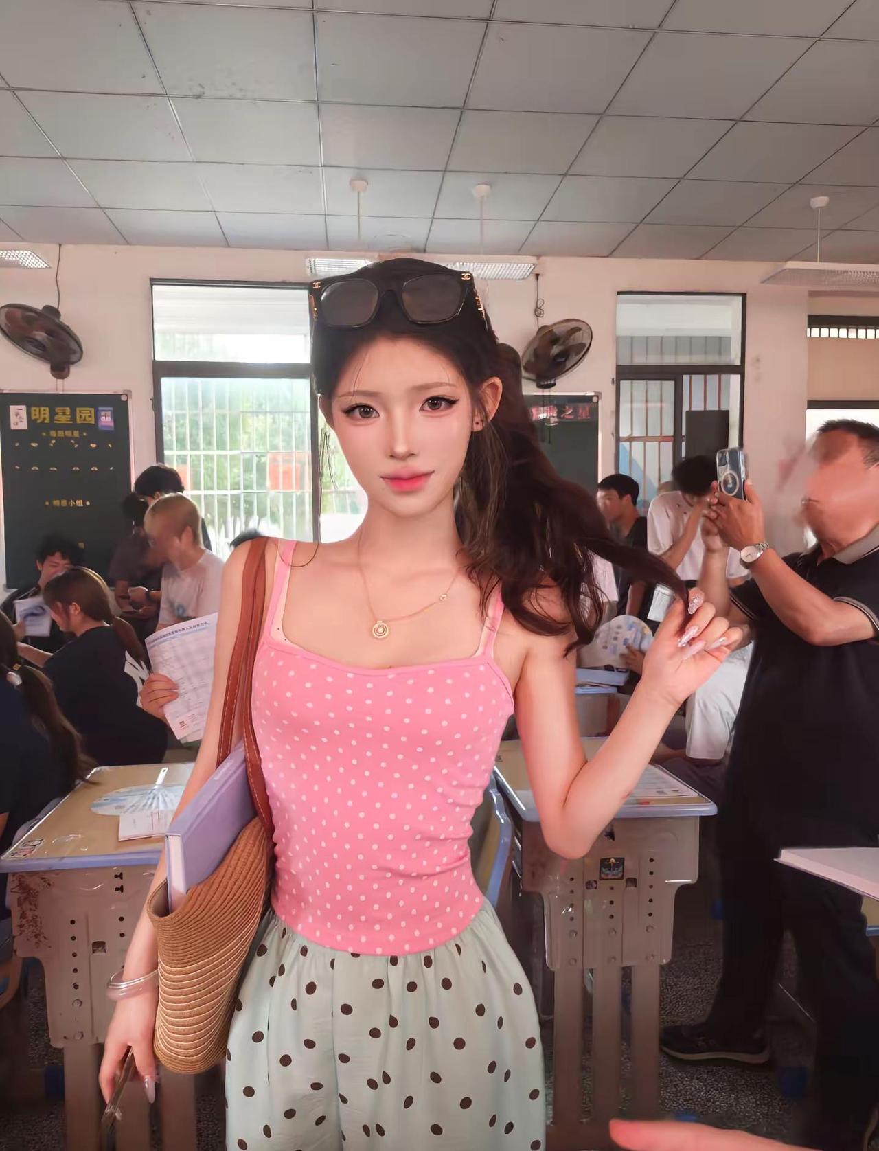 毕业太爽了。学校里的神人再也不见一群蠢货也是听不懂人话我再也不要因为人际关系浪费