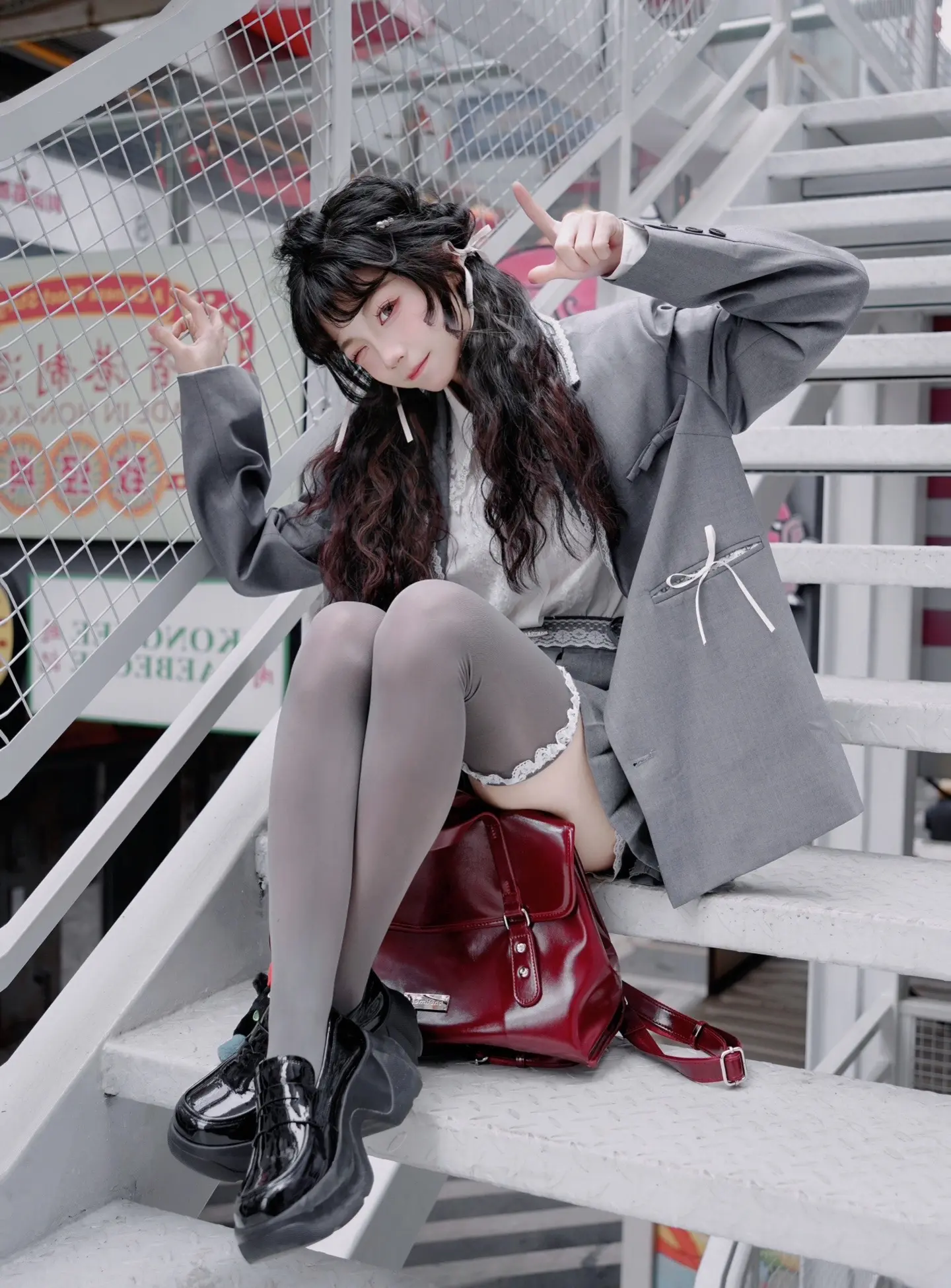 宝宝 我和那些男的不一样 我是女的。