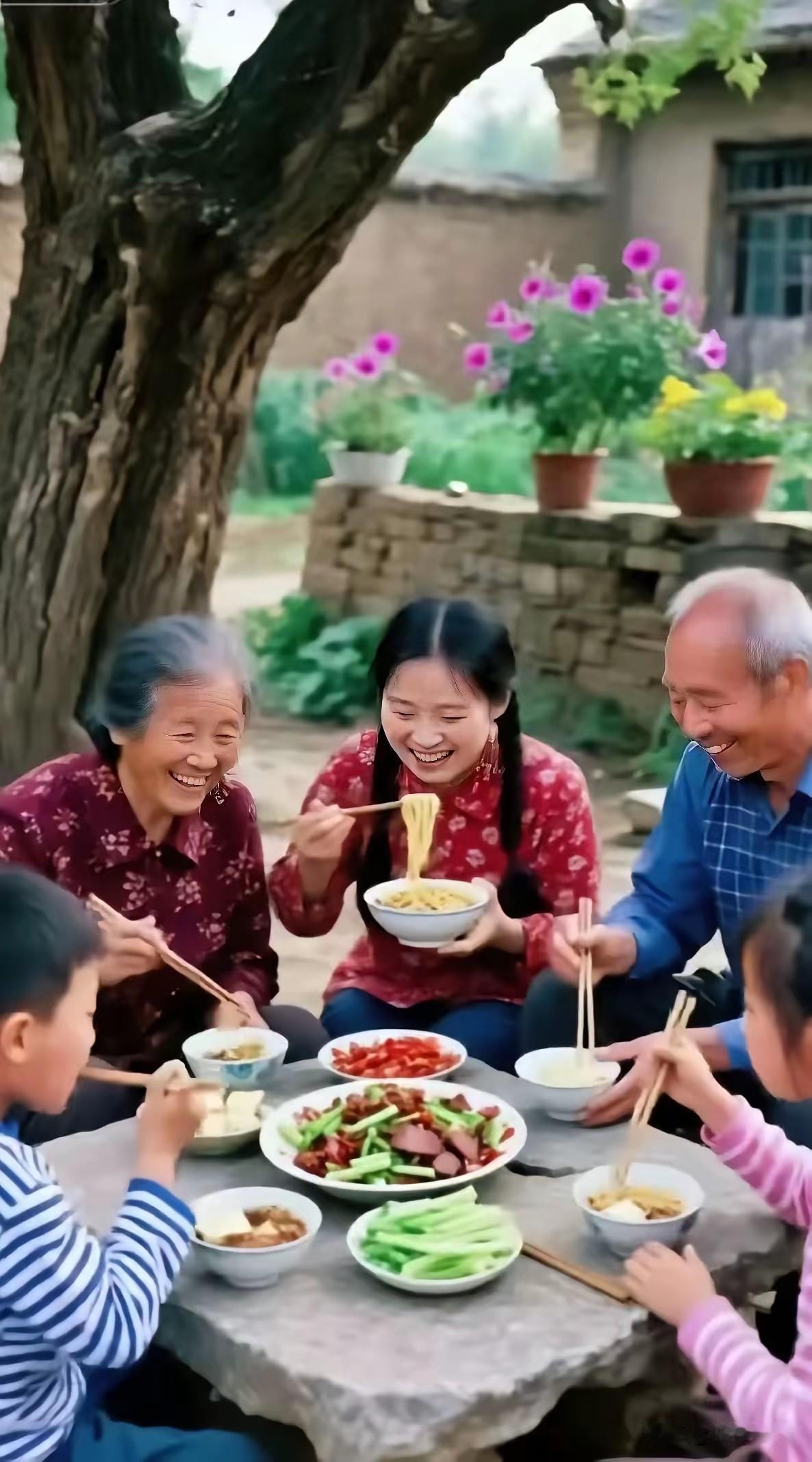 大家发现没有，子女对父母不孝，有非常关键的两个原因：

一是子女对父母不孝主要是