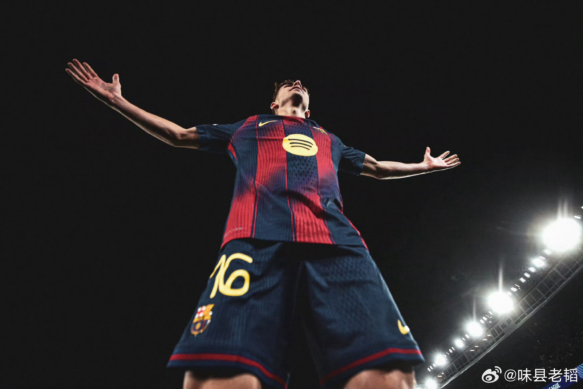 巴萨7-2纽卡斯尔联！这不是比赛，而是“屠杀”……看着拉菲尼亚踢球，确实是种享受