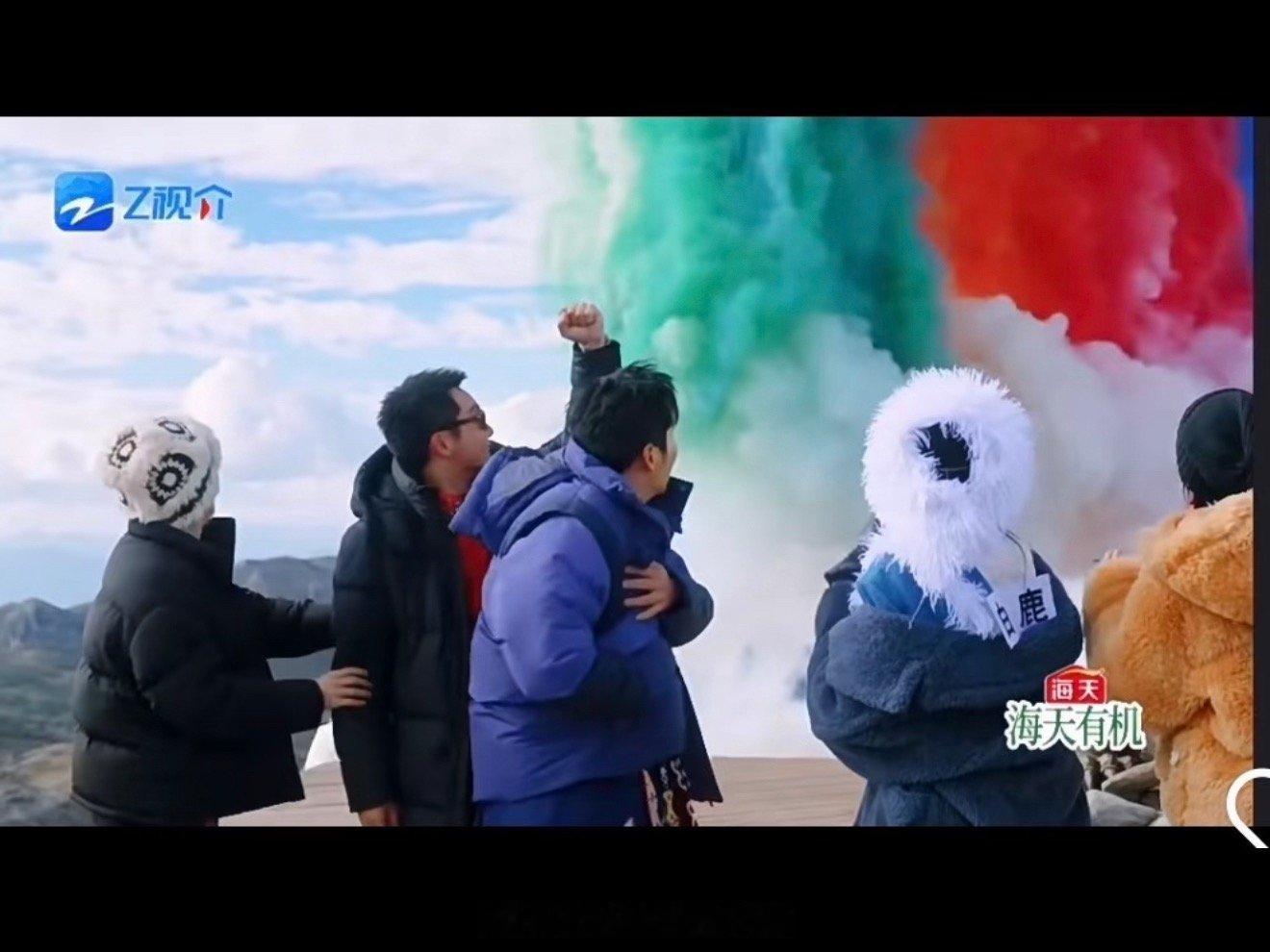曝跑男雪山放烟花跑男被质疑雪山放烟花 啊这啊这，这次要看跑男准备怎么回应了啊……