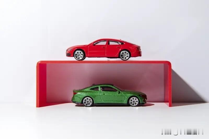 晚上好、祝您开心[赞][赞][赞]//@风趣的老汾酒:感谢分享汽车行业、钢铁行业