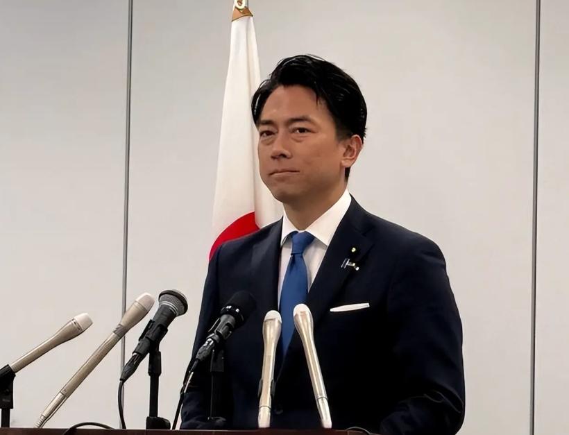 突发！日本防卫大臣“拜鬼”！8月15日，在日本战败投降纪念日一早，日本防卫大臣小