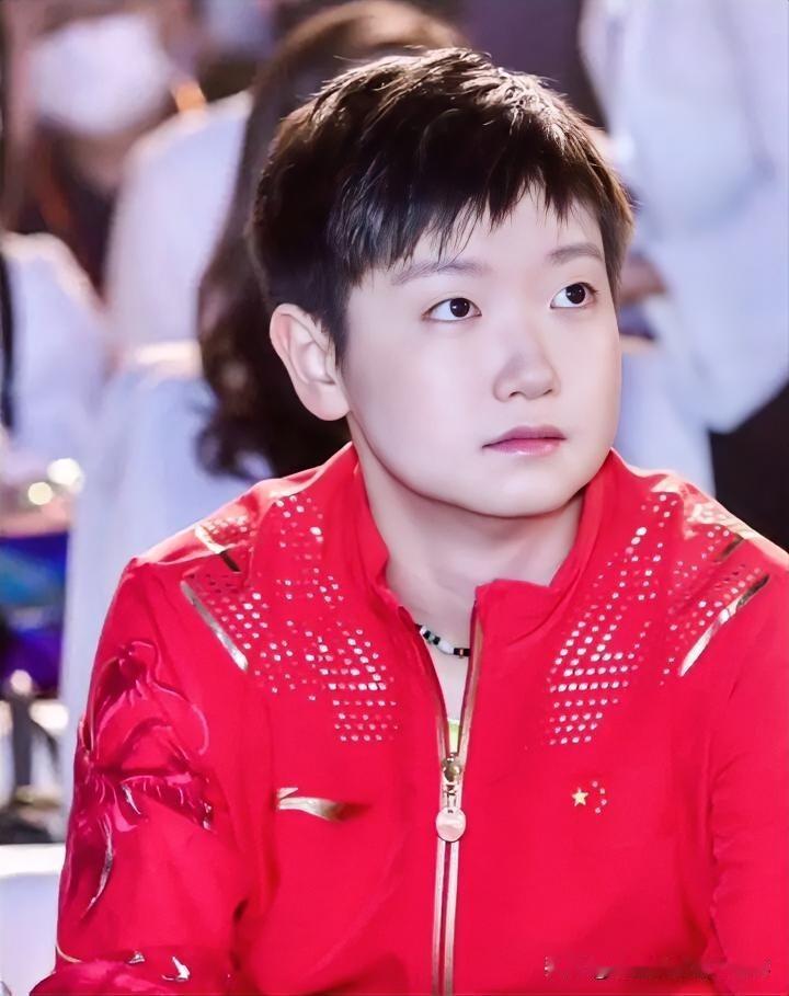 2025年小结：给国乒女队五大主力整体表现打分：

1、孙颖莎：9.5分，世乒赛