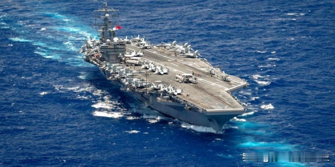 乌克兰无人机袭击俄罗斯石油和天然气设施。
乌克兰远程无人机击中了俄罗斯港口捷姆留