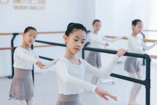 来沉浸式体验乐清芭蕾课堂🩰