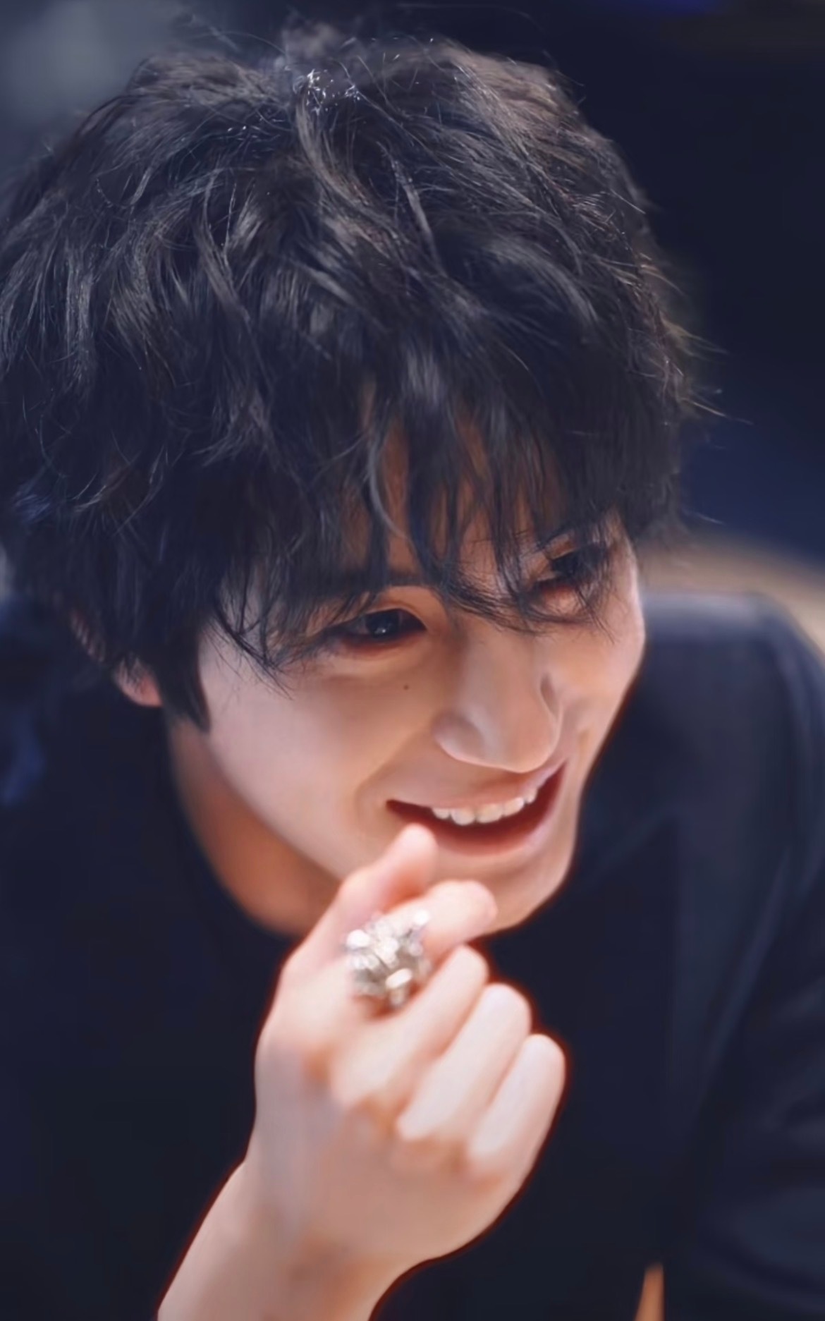 网友称有烟火气的短剧好治愈其实不仅是剧有烟火气，演员也更有生活气张翅在《无药而愈