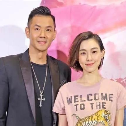 范玮琪，这下被扒得“底裤”都不剩了！[捂脸]

6月27日，范玮琪的老公陈建州突