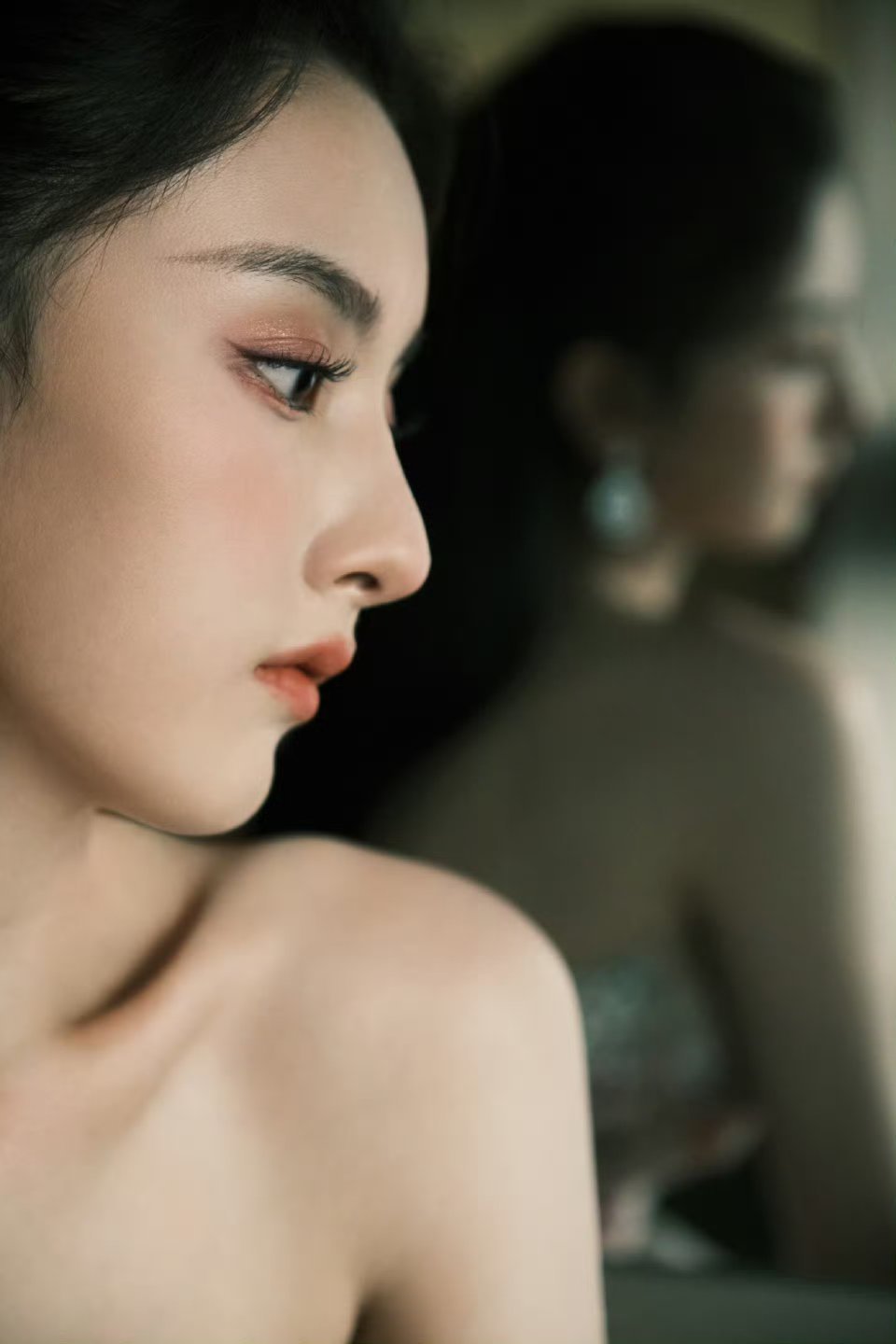 宋祖儿手臂和话筒一样细宋祖儿宋祖儿宋祖儿