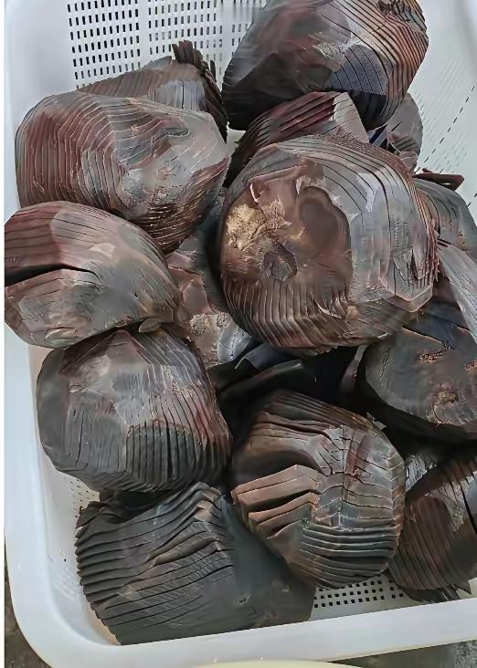 不吹牛！问了20多个人了，都不知道这个是什么东西，我就不信了！友友们帮看看谁懂？