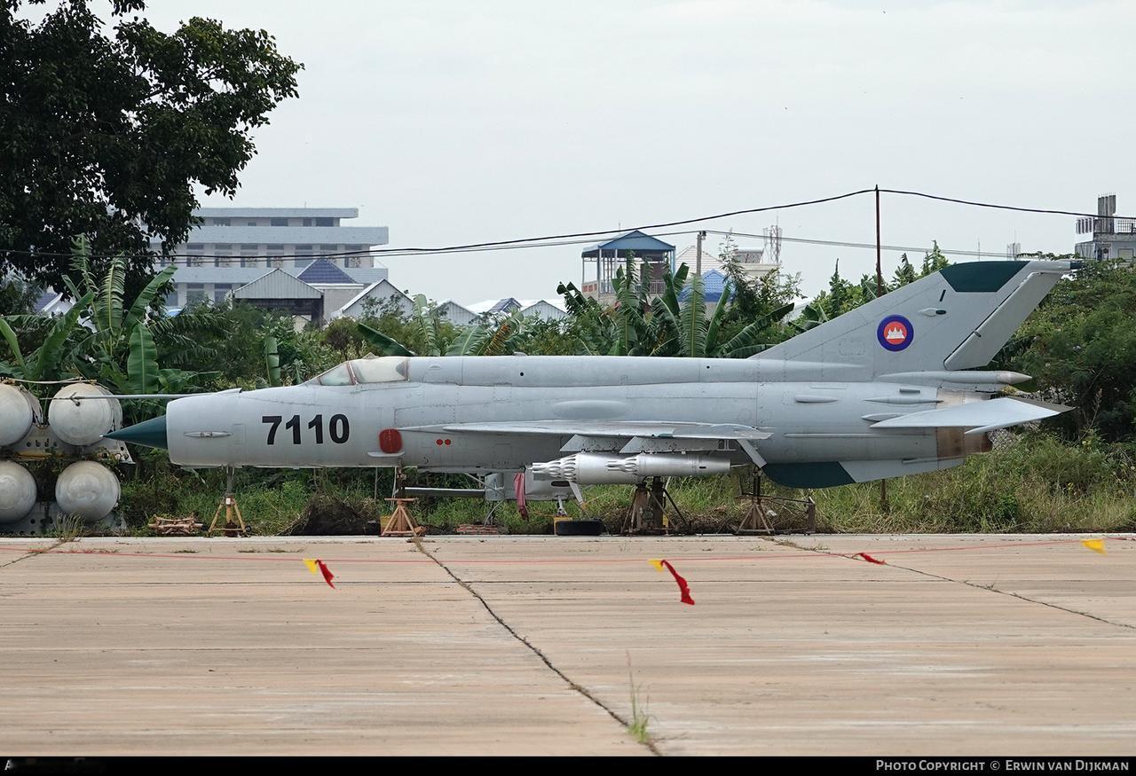 这一轮柬埔寨军队与泰国军队对抗，柬埔寨败就败在没有任何先进远程防空导弹和先进的战