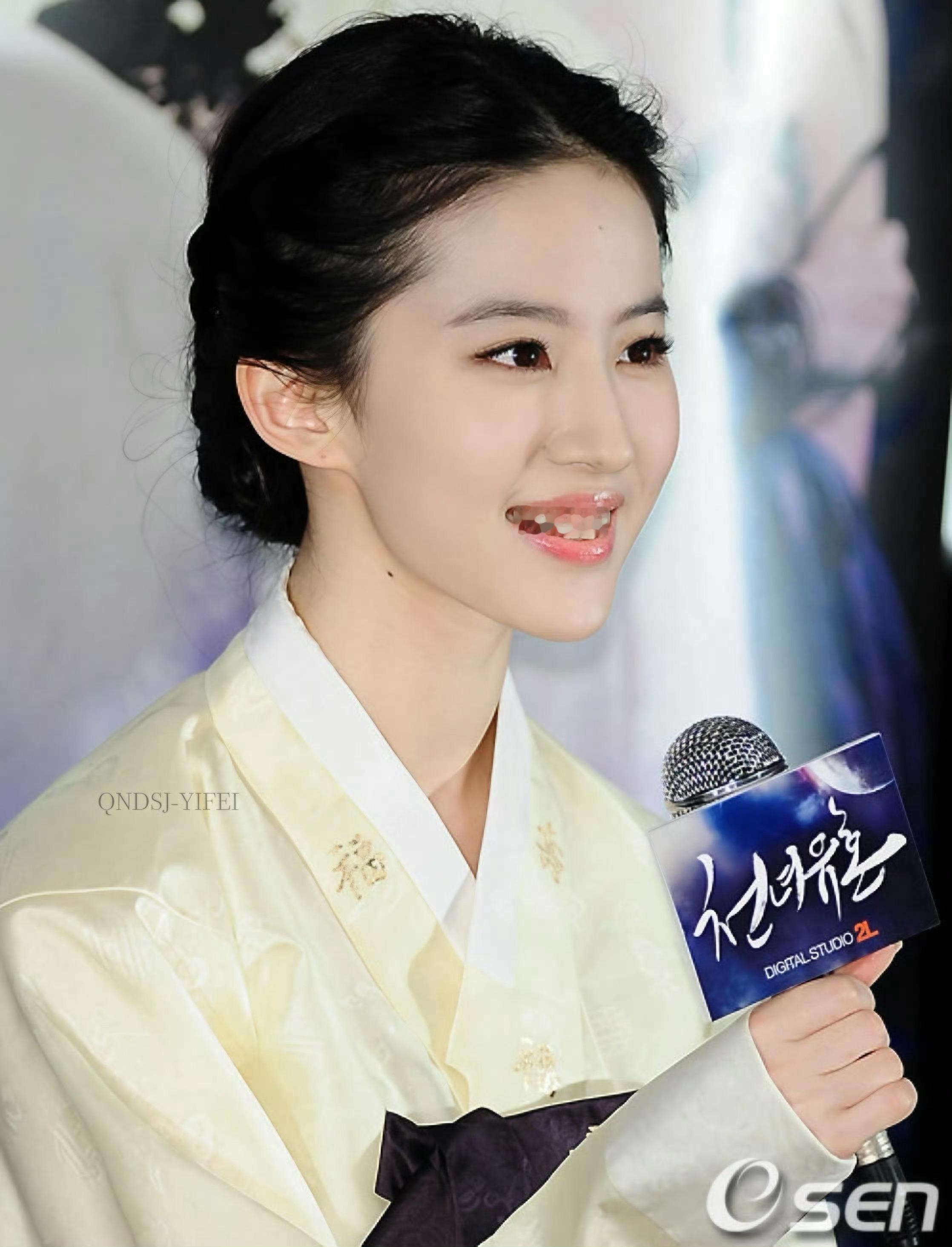 啊啊啊渣🌊放过素人们吧！！！不如都来舔天仙美貌吧！！2011年在🇰🇷宣传电