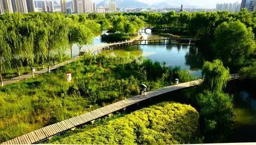 兰州要投巨资打造兰州黄河风情线，提升黄河两岸的旅游资源，丰富黄河两岸的生态自然资