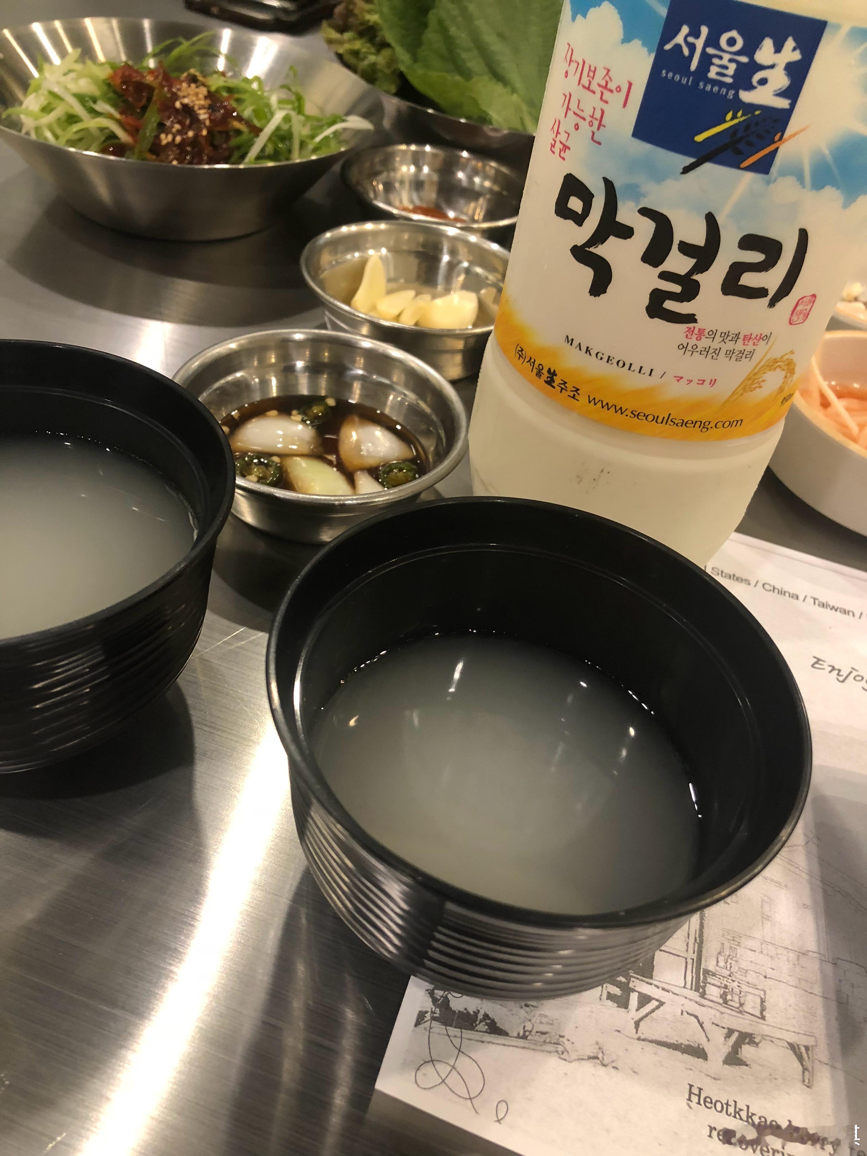 我喜欢的词：有自己喜欢的工作有爱好有副业专一外貌可温柔好哄容易开心不作情绪稳定做