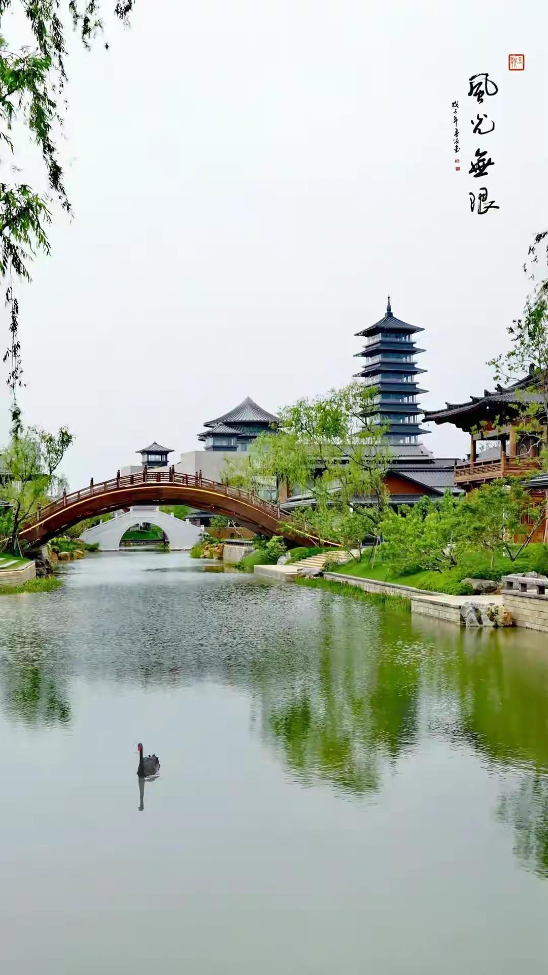 上联：雪落北国一片白，如何对下联雨打南岛万处绿