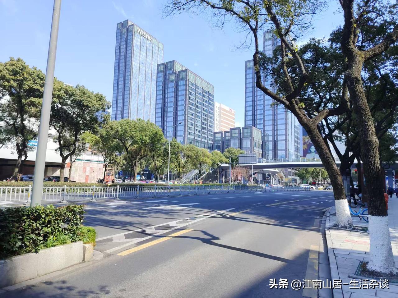 扶弟魔就扶弟魔，怎么还跟长姐如母，扯上关系了？长姐如母，不是让你把老公家里的拆迁