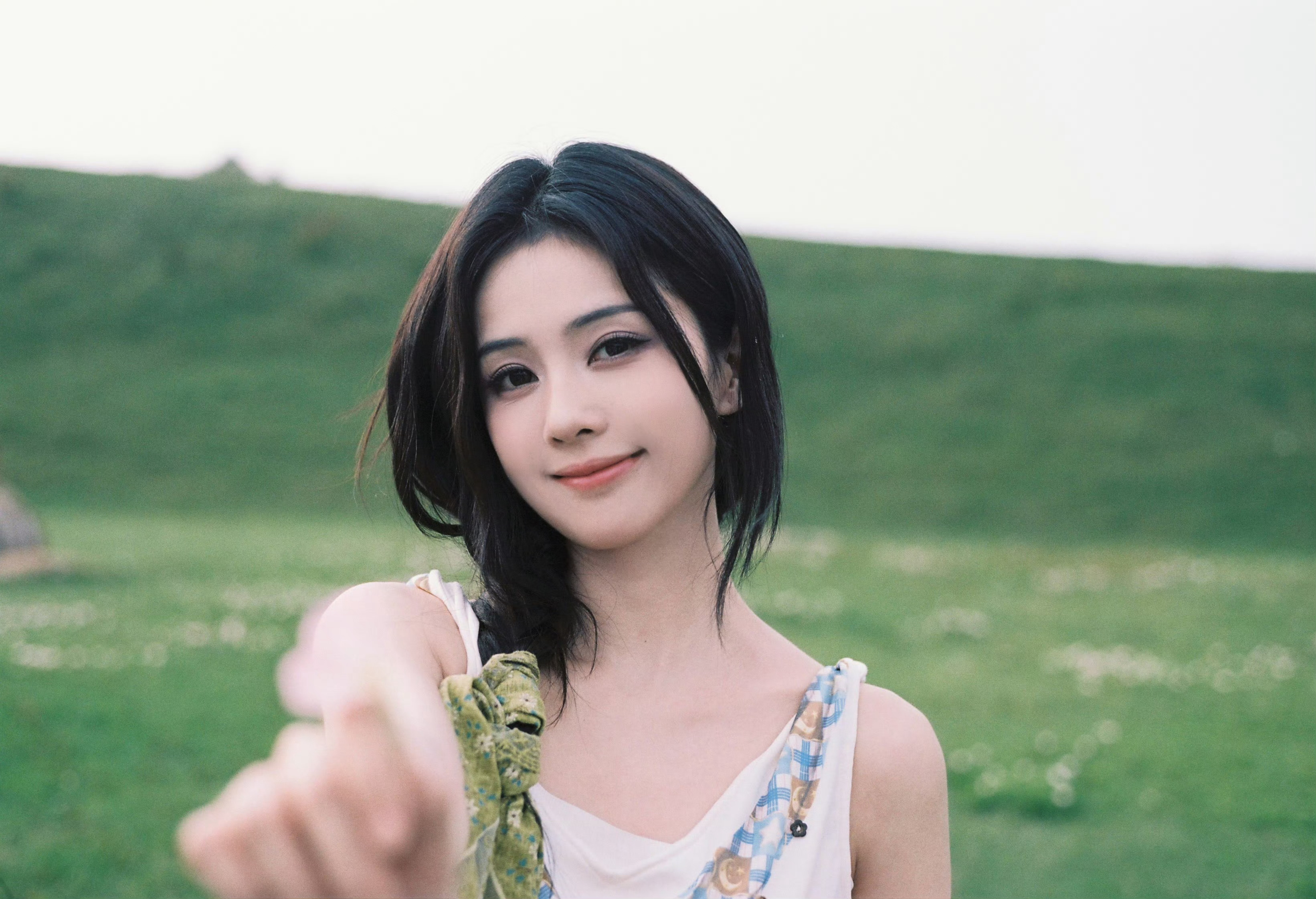 当时以为这个拍摄是为了剧宣准备的小惊喜 结果是为了白鹿和鹿茸准备的未来新篇章大惊