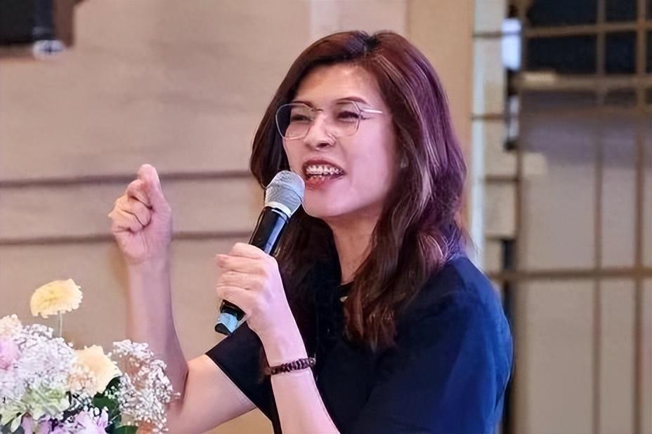 郑丽文谈国民党内斗，称百分百把握2028实现政党轮替

国民党主席郑丽文16日受