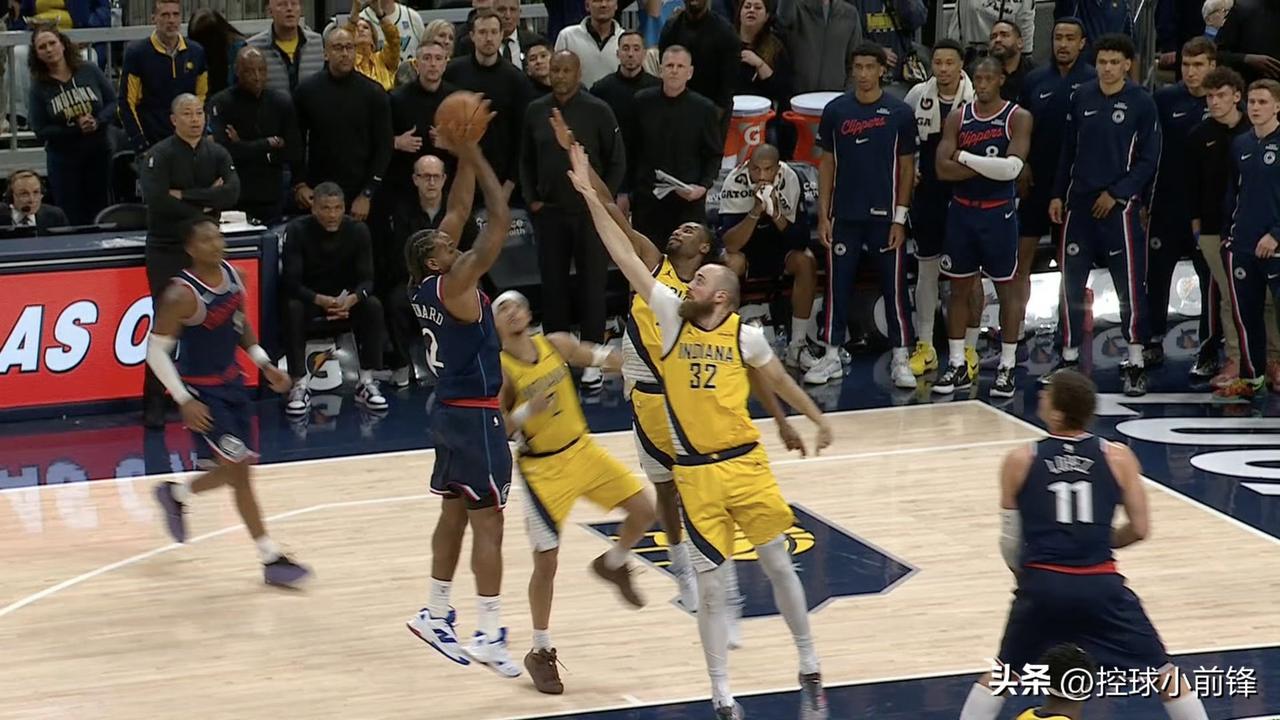 步行者这操作真的是笑死人了，不想赢可以理解，可演的如此假就有点过分了，全世界都知