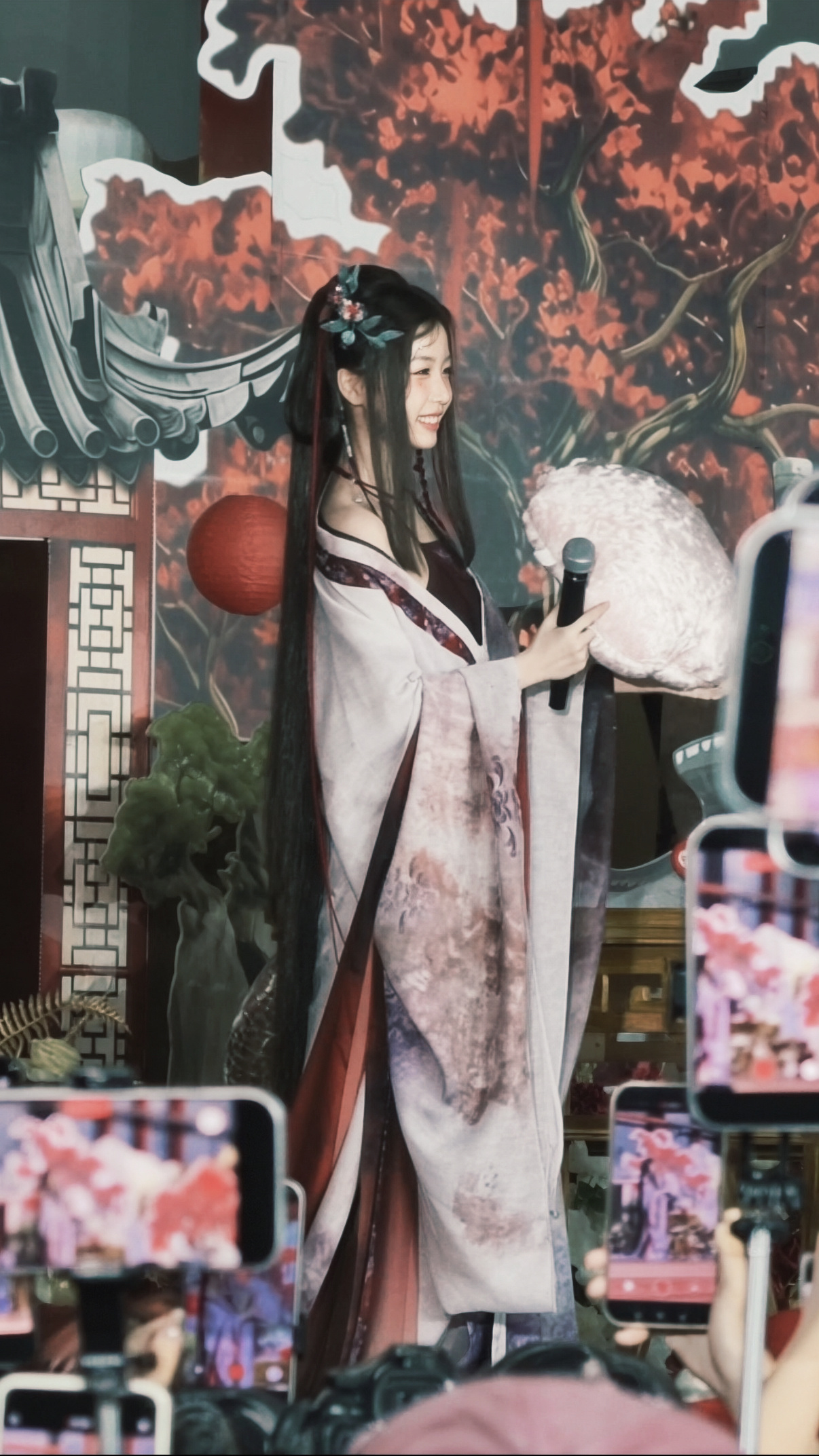 待她笑靥如花 