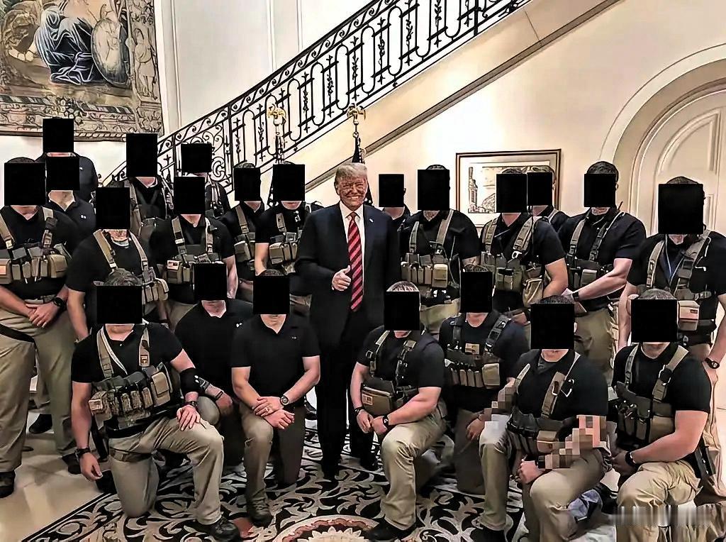 美军特种部队近日为其成员颁发军功章，体现出美军特种部队过硬的战斗力。要知道，就在