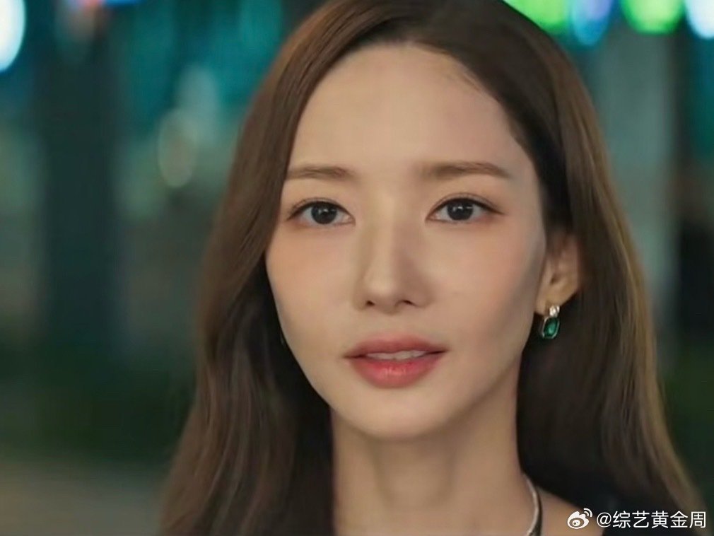 朴敏英40岁状态金秘书为何瘦成这样祝朴敏英40岁生日快乐，但新剧状态真的太瘦了，