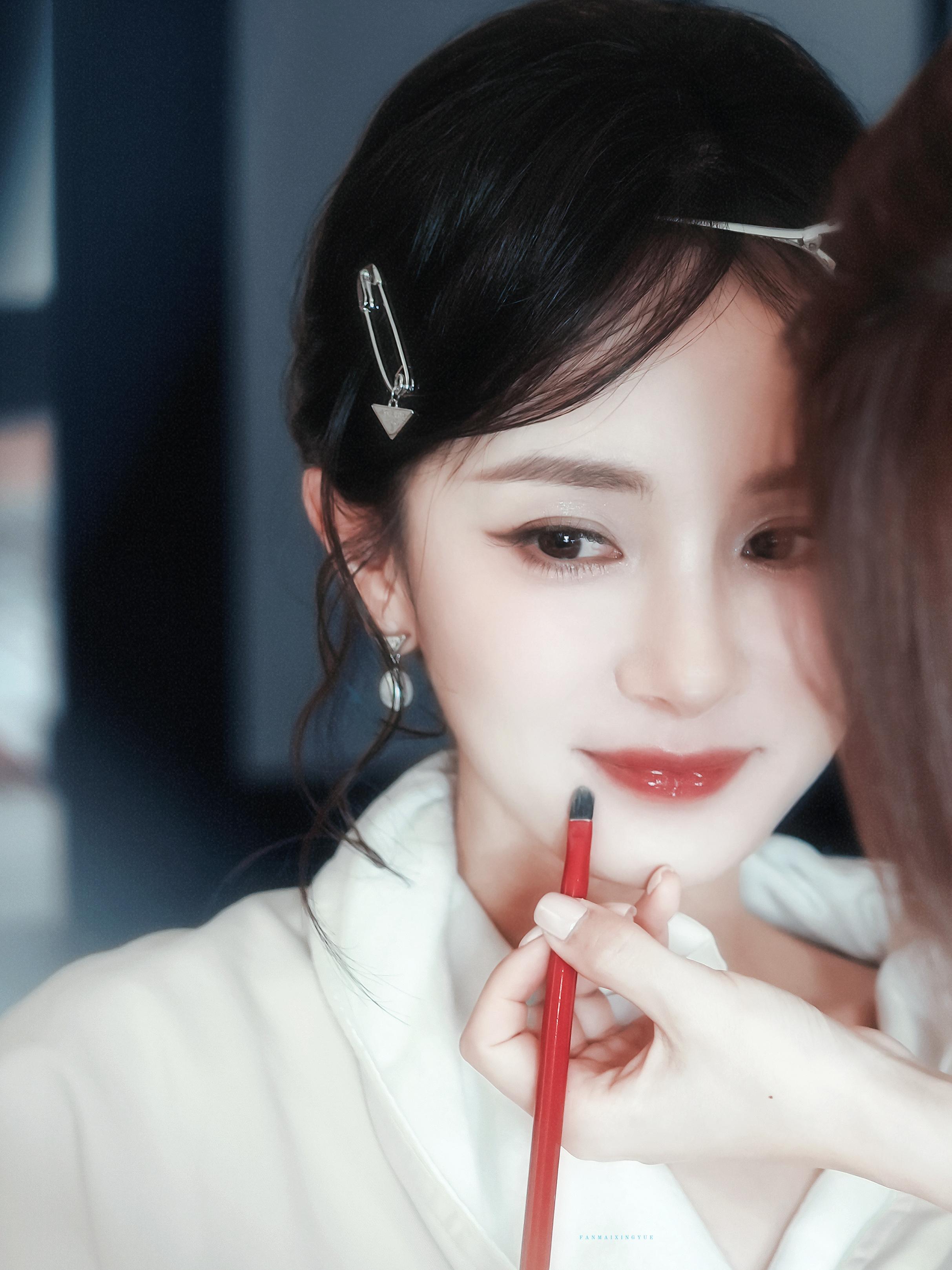 ▪️ 杨幂 ｜ 月末来信📨幸福無限蔓延 🎐杨幂花少4杨幂刘敏涛房车对话 ​​