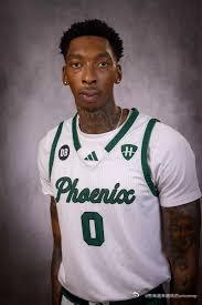 目前看NCAA打球资格只有两条底线规则：1、没有在NBA正赛中登场过，即便你曾被