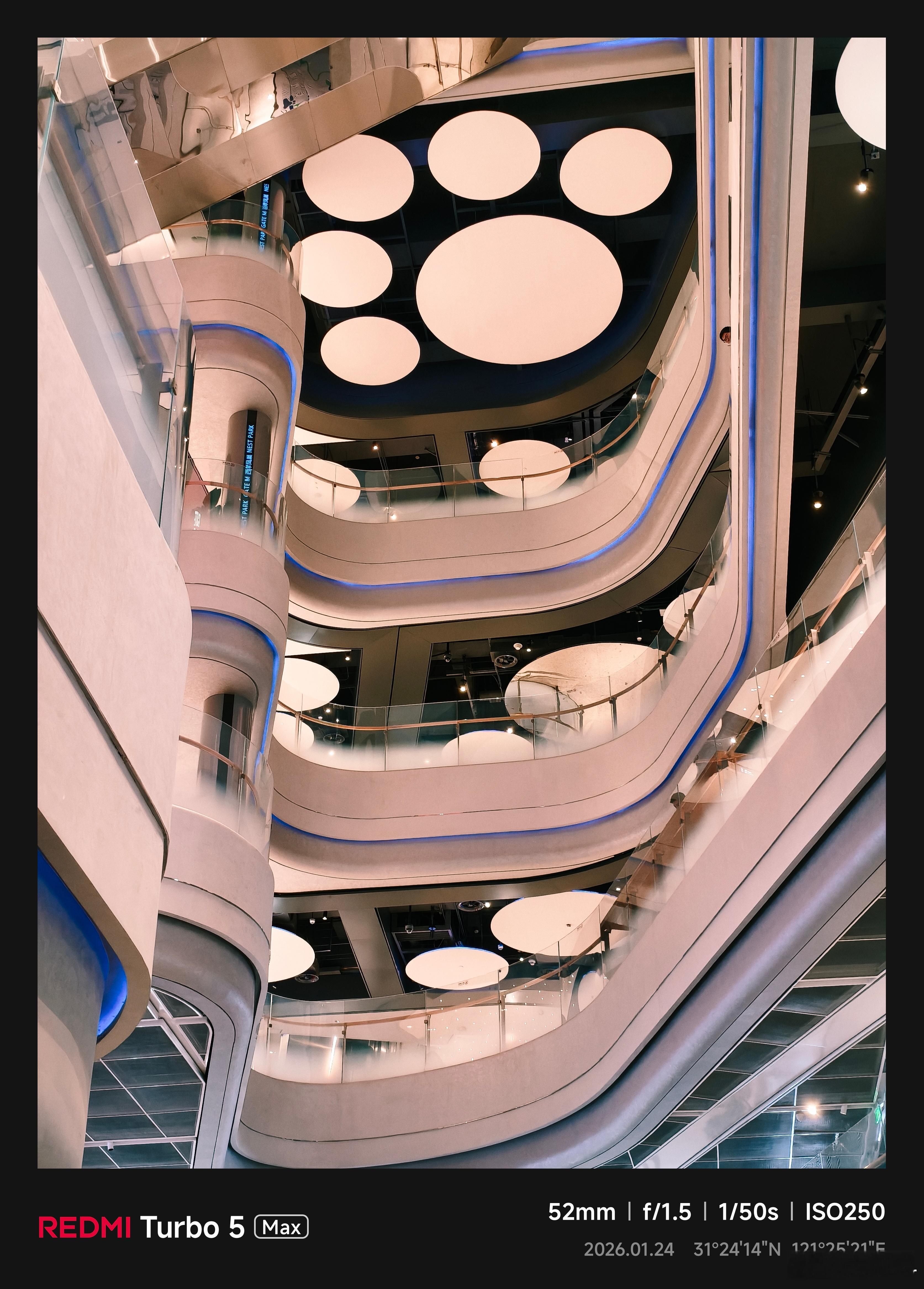 Turbo5Max满配性能旗舰 对于一台不是定位影像的产品而言，用光影猎人600