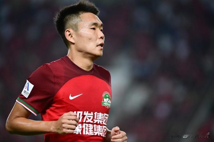 河南俱乐部已经与球队队长，球队的功勋卓著的王上源完成了续约，新合同将于2026年