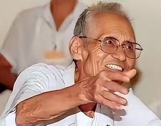 英雄父亲的“绝情”，才是最清醒的父爱
 
“狼牙山壮士举报亲儿入狱！”看到这条消