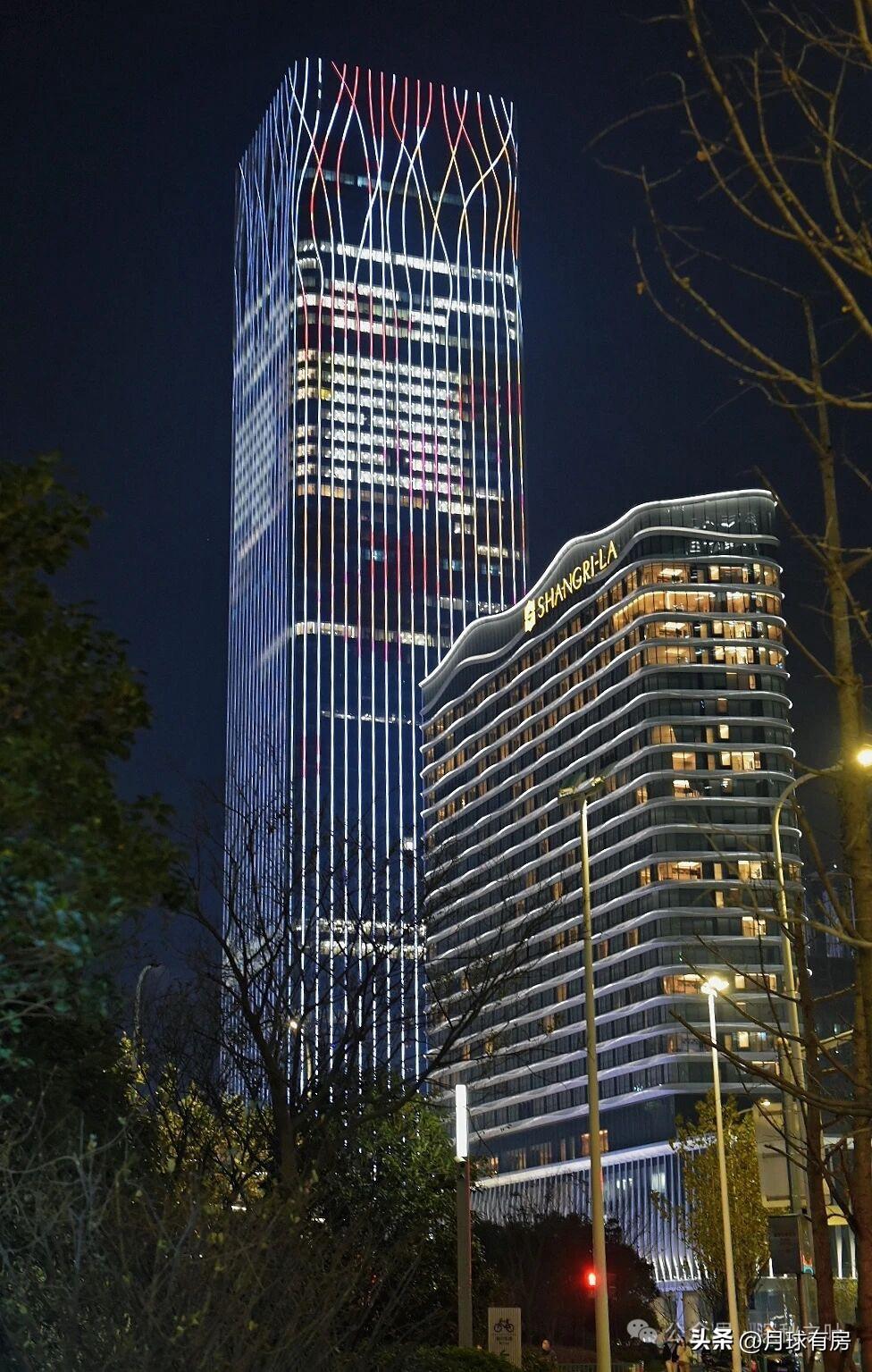 为什么房子越降价越没人买越跌越慌！降价也不买，太真实了

售楼处打折打到骨折，首