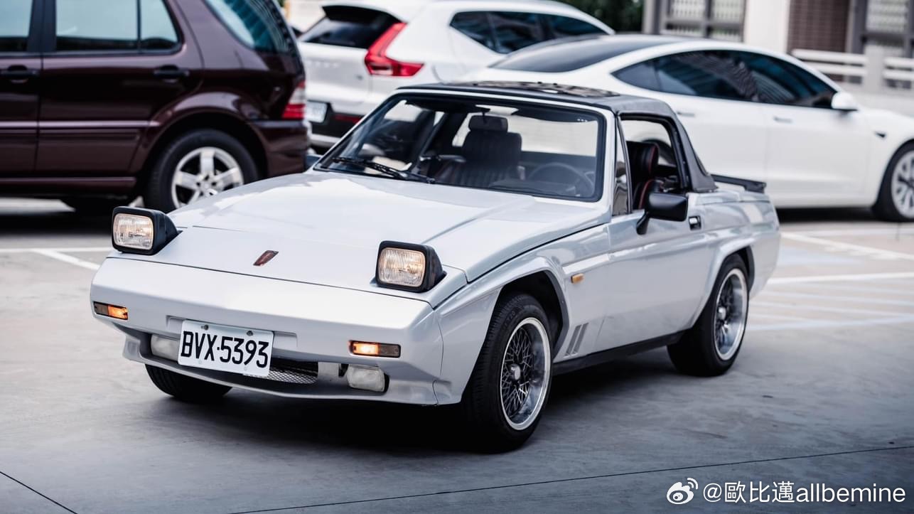 🇬🇧Reliant Scimitar SS1 Reliant Scimita