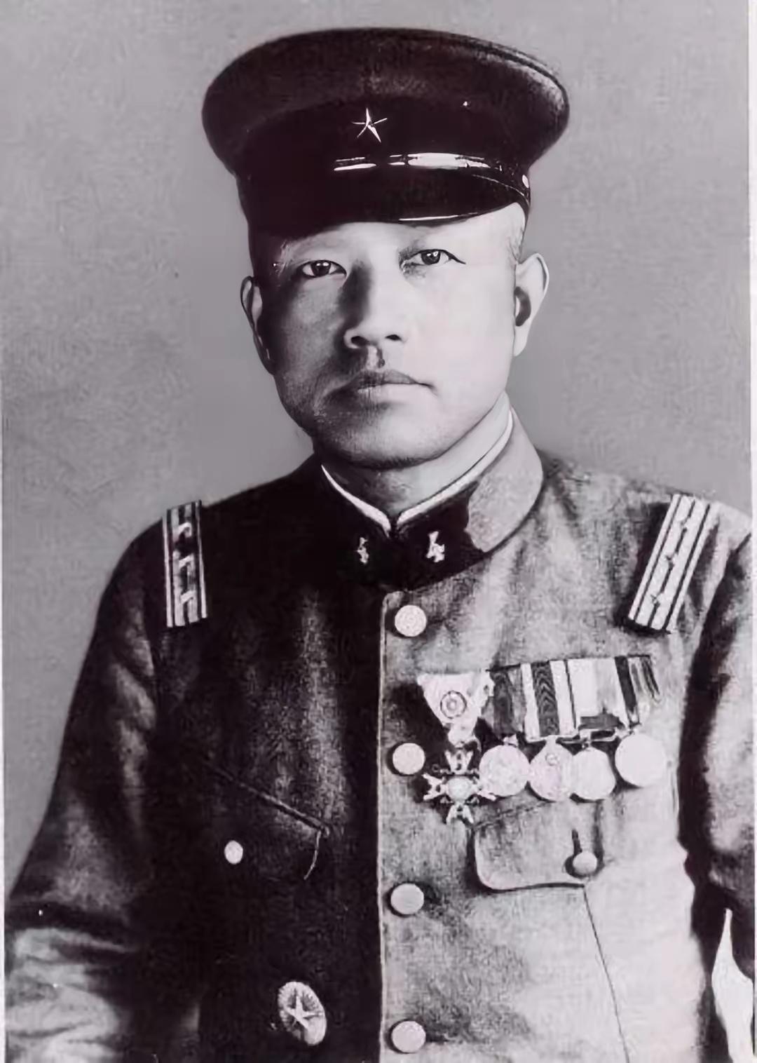 上世纪40年代末，日本的“昭和第一兵家”石原莞尔在回忆录里写过这样一段话：“如果
