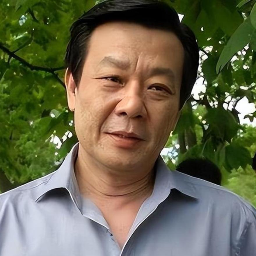所谓平衡婚姻神话，终究藏不住一地破碎
 
寇世勋多年被传坐拥两房家庭，众人曾吹捧