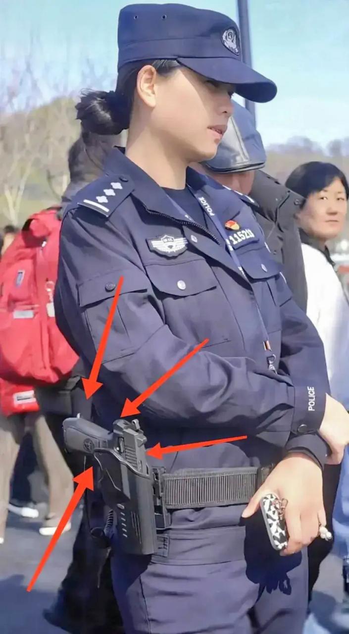 你用过防爆枪吗？
我国对枪支管理是非常严格的，以前许多配枪的部门，包括许多警察个