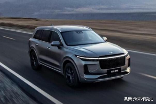 理想汽车减员1520人，盈利靠压缩人力成本。
《经理人杂志》报道，截至2025年