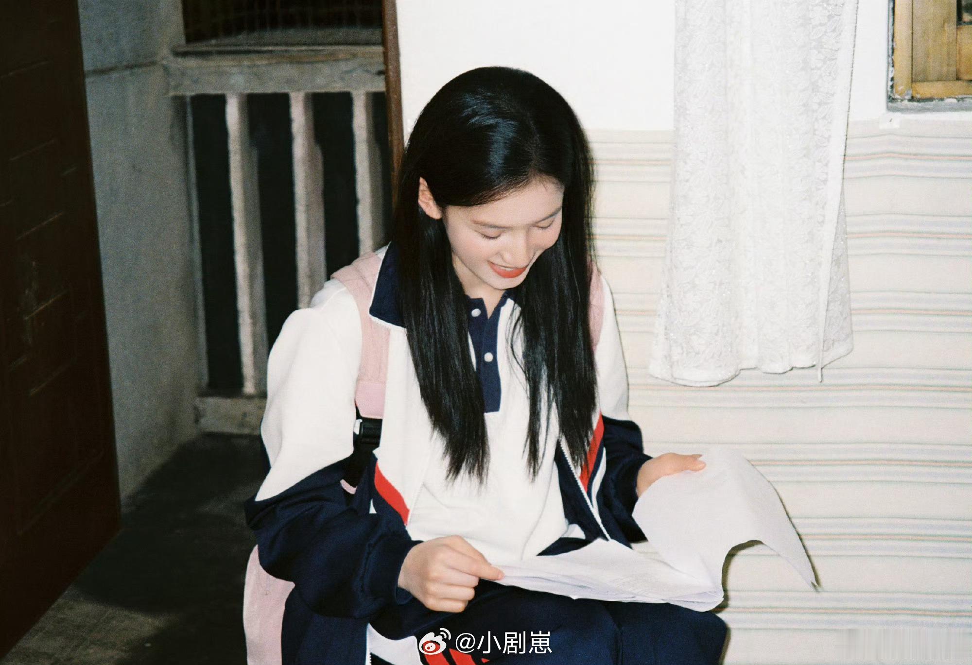 张婧仪写给角色苗靖张婧仪出场太美了 看完张婧仪写给苗靖的文案，能深刻理解角色，演