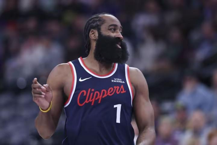 哈登放弃230万美金交易保证金，弃快船入骑士，赚了还是亏了？
        立