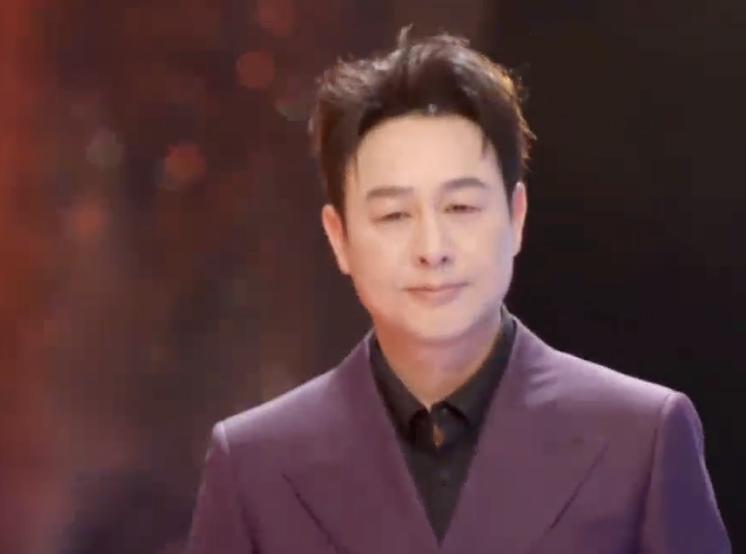 张颂文亮相星光大赏，这几天张颂文的爆料不断！

从张颂文因为税务问题被有关部门约