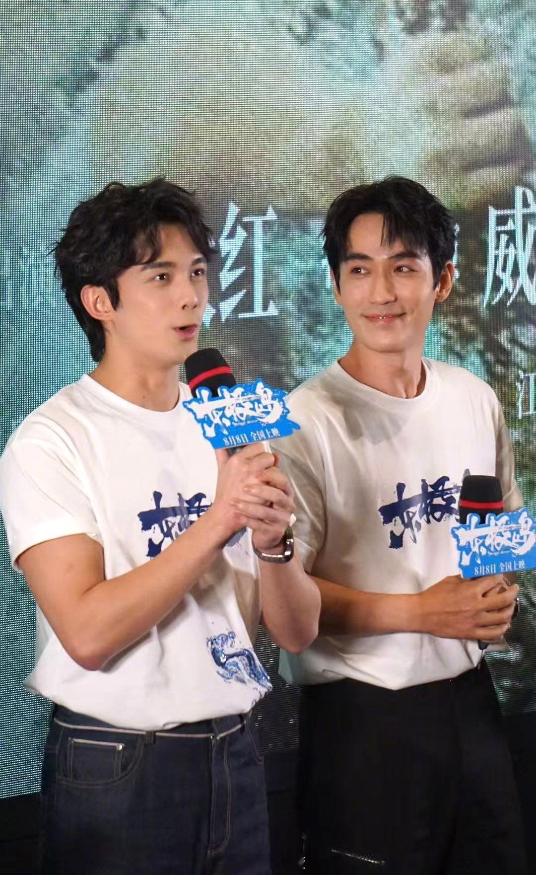 朱一龙、吴磊、倪妮，养眼的三位渔民，都从黑皮恢复到白皮了，期待「东极岛」。电影东