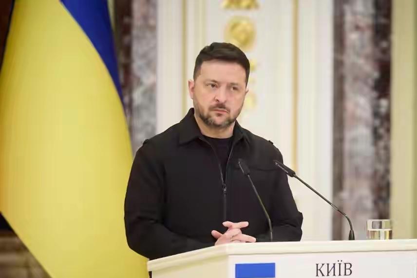 泽连斯基在“脸书”上发表声明称，乌克兰国防军正在给逼近的俄军造成不可挽回的损失，