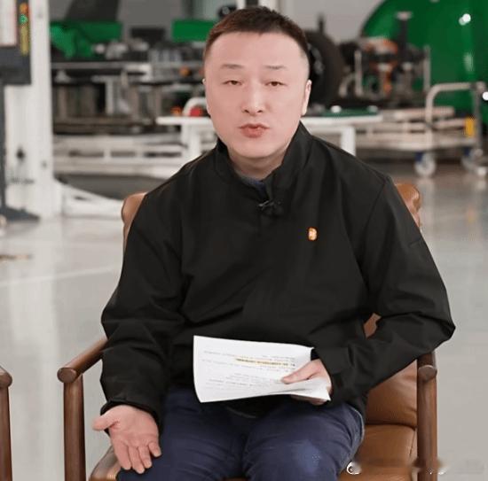 小米回应绿化带战神：有人刻意收集视频恶意剪辑带节奏昨晚小米CEO雷军进行2026