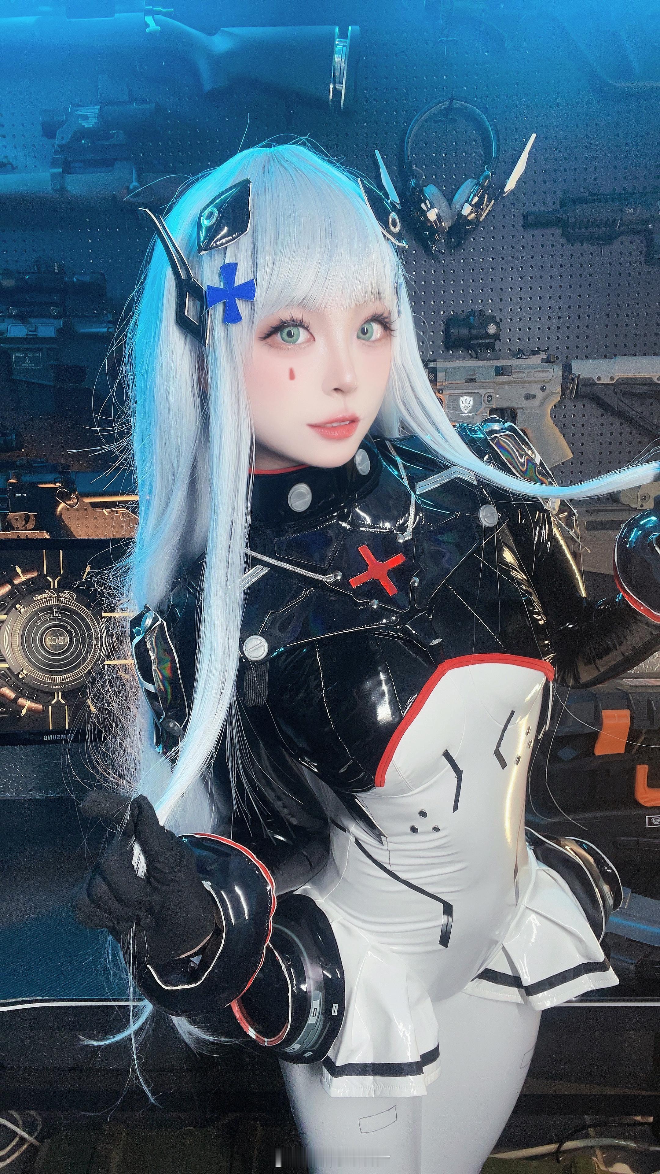 #少前2同人##少前2#  HK416 - 子夜福音指挥官 我倒是不介意为你付出