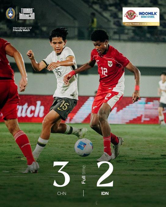 印尼惜败，比第一场那是进步显著的，但最后丢球又把他们气得不轻。 