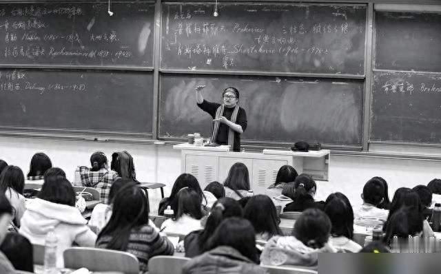 刘欢去世，享年63岁！股骨头坏死折磨十几年，遗愿曝光让人泪目