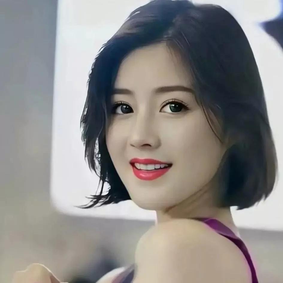 甜美少女，笑容灿烂，粉色调穿搭，元气满满！💖💕粉嫩少女风穿搭 甜美系少女穿搭