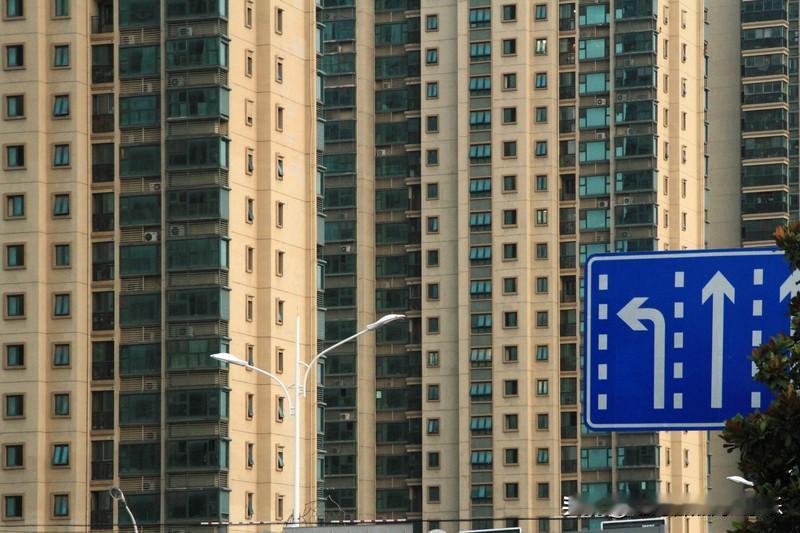 海口房价11月还是继续阴跌。
从海口楼市11月3日到11月24日，海口楼市的待售