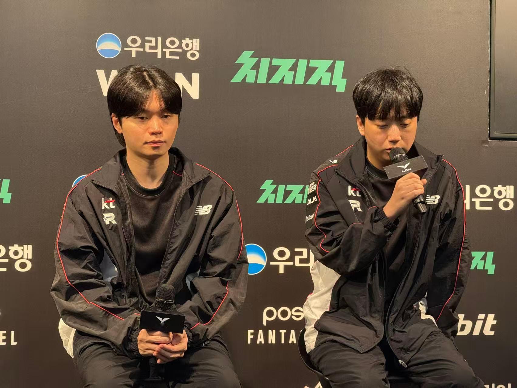 KT不敌DK，监督Score携中单Bdd出席赛后败者采访。DK赢下此役后锁定S1