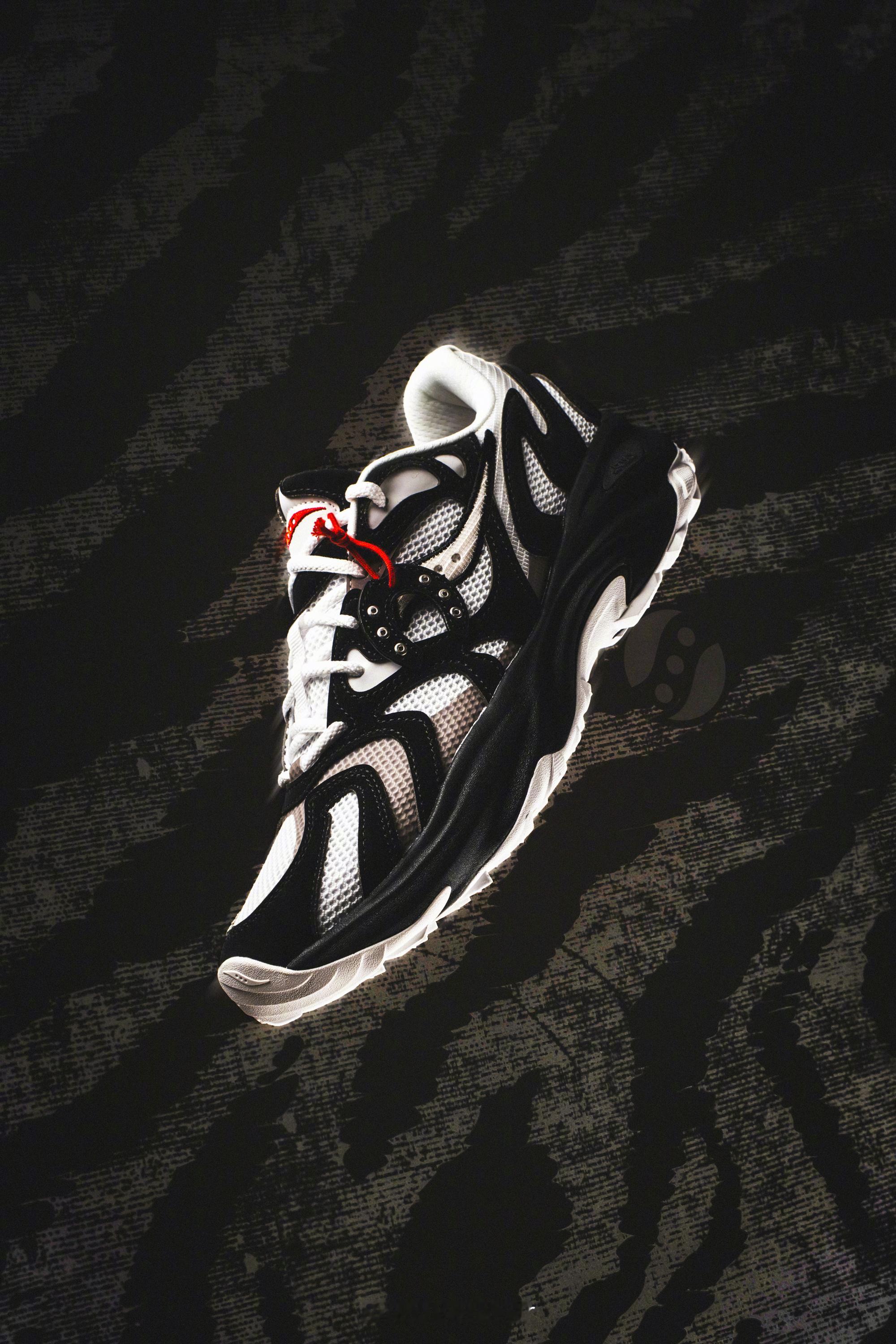 SAUCONY AZURA REAZURA RE「马年」🐴以经典鞋型Grid 